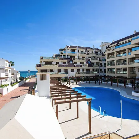 La Duquesa Port & Retreat 212